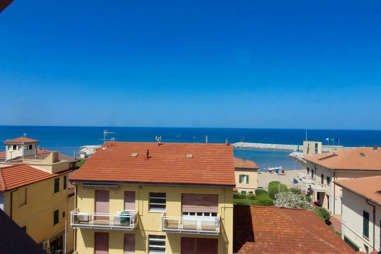 Rif. S4 - Il Campanile Apartment San Vincenzo 0*,  Italy